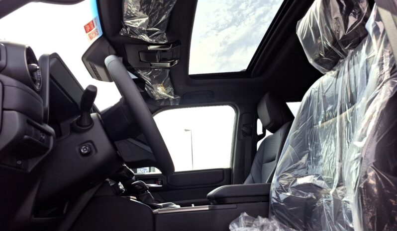 
								New Toyota Prado full									