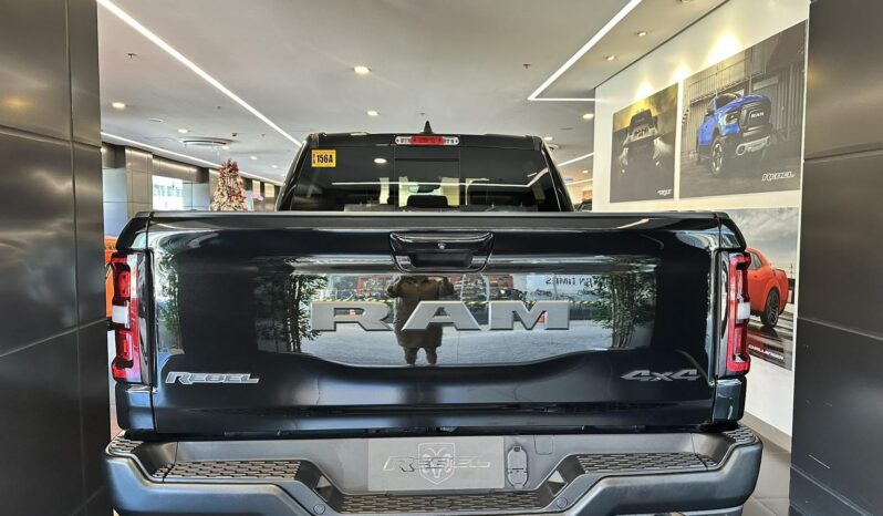 
								New 2026 RAM Rebel Crew Cab full									