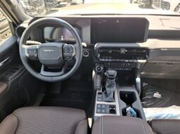
										New Toyota Prado full									