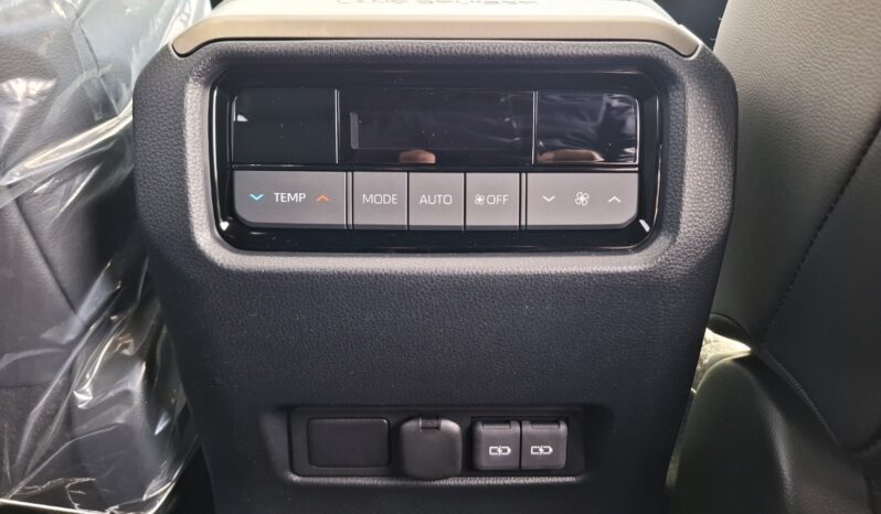 
								New Toyota Prado full									