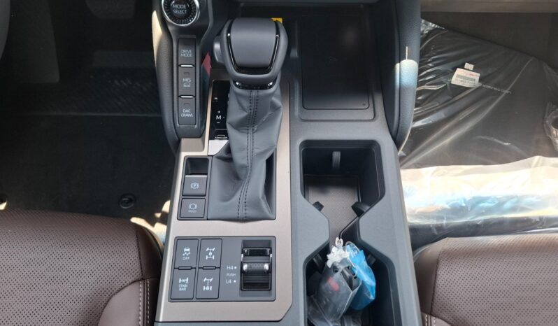 
								New Toyota Prado full									